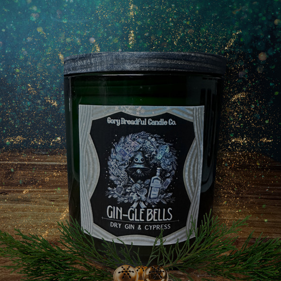 Gin-gle Bells Luxury Crackling Wooden Wick Candle: Dry Gin & Cypress Scent - Picture 4 of 9